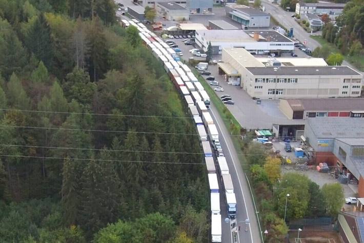 A4 bei Schaffhausen teilweise gesperrt