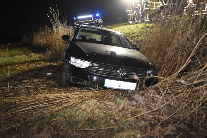 Ein Schwerverletzter nach Verkehrsunfall