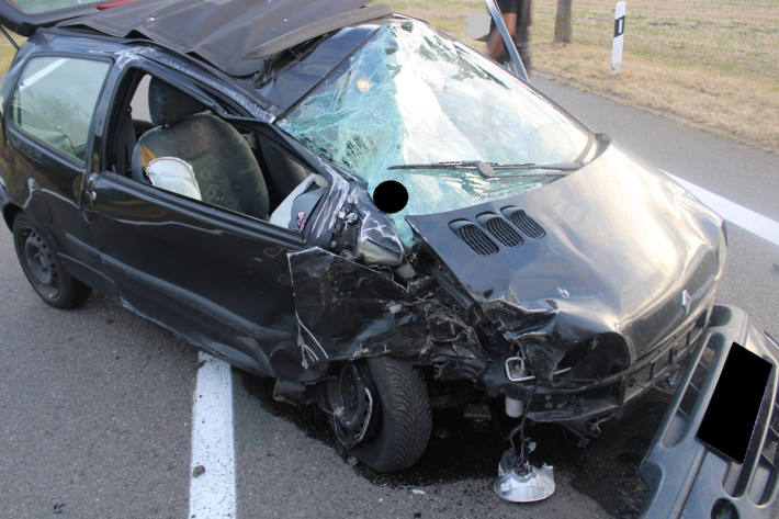 Der Fahrer konnte sich selbst aus dem Auto befreien.