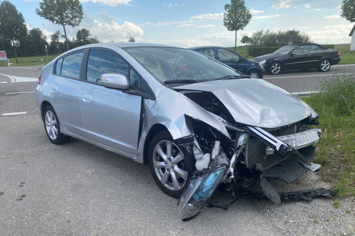 Frontal Kollision mit 3 Fahrzeugen bei Oberwil-Lieli AG