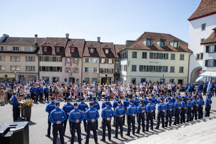 Die Vereidigung fand öffentlich im Städtchen Sempach statt.