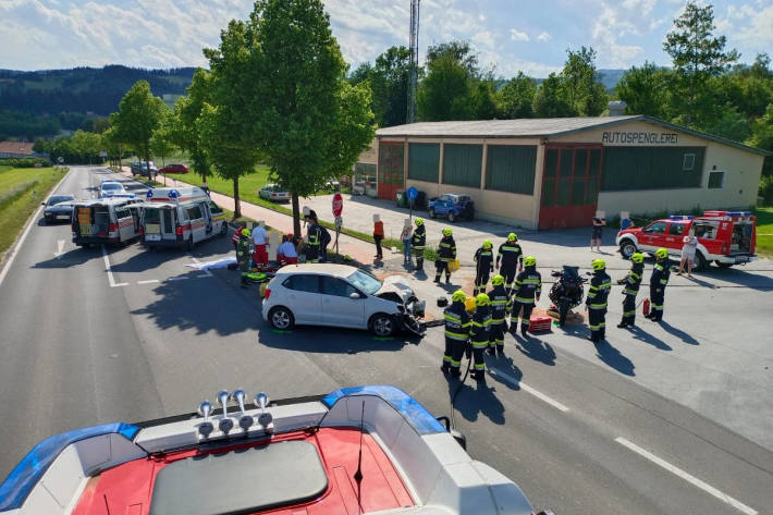 Kollision zwischen Pkw und Motorrad in Köflach