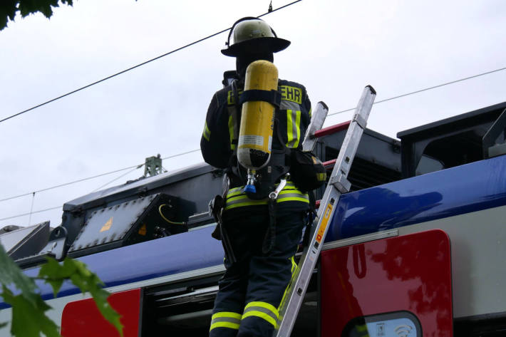 Rauchentwicklung aus einer S-Bahn in Celle