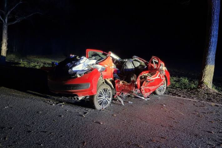 Am Auto entstand Totalschaden