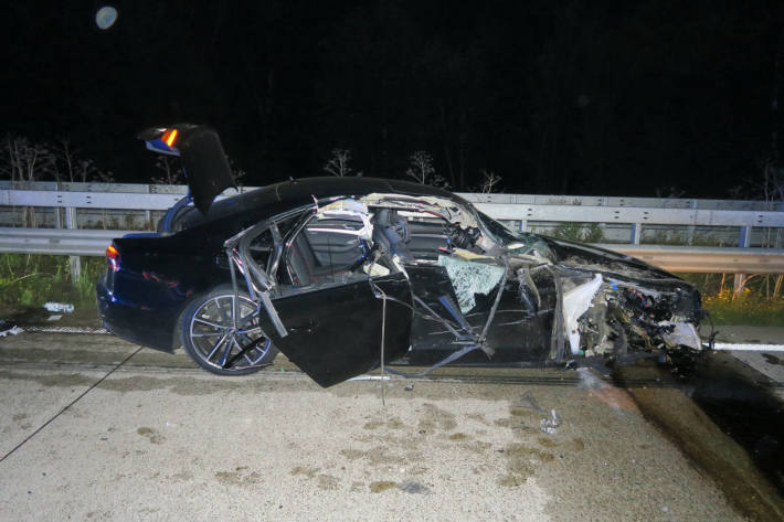 Schwerer Verkehrsunfall mit fünf Verletzten auf der A1