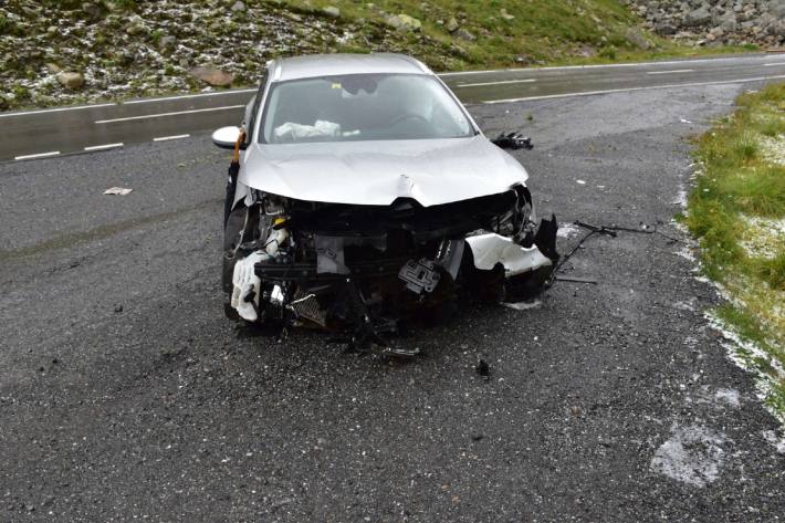 Ein Selbstunfall hat sich gestern auf dem Flüelapass ereignet.