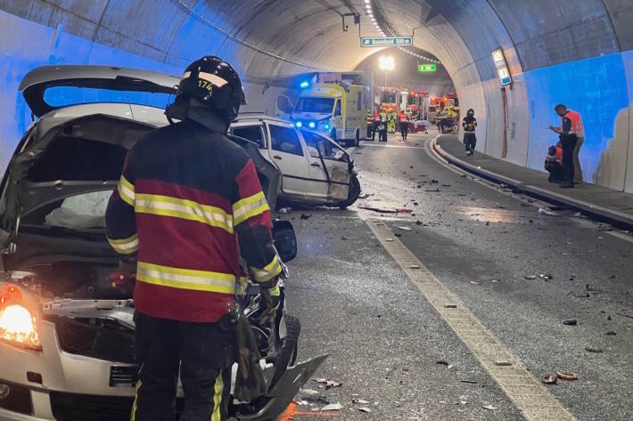 Die Umfahrungsstrasse H16 wurde mehrere Stunden gesperrt
