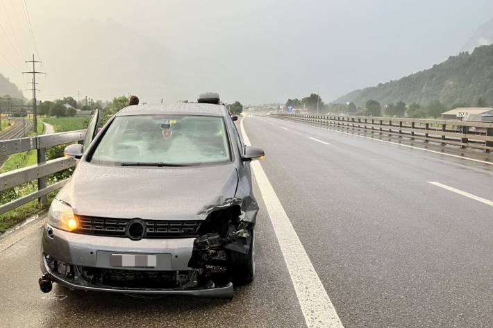 Auf der A3 bei Niederurnen verunfallt. 