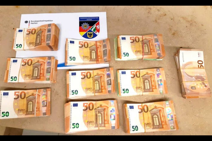 Bundespolizei stellt fast 60.000 Euro in Aachen sicher