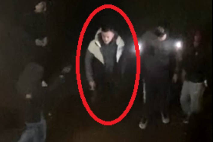 Polizei sucht Tatverdächtige mit Fotos