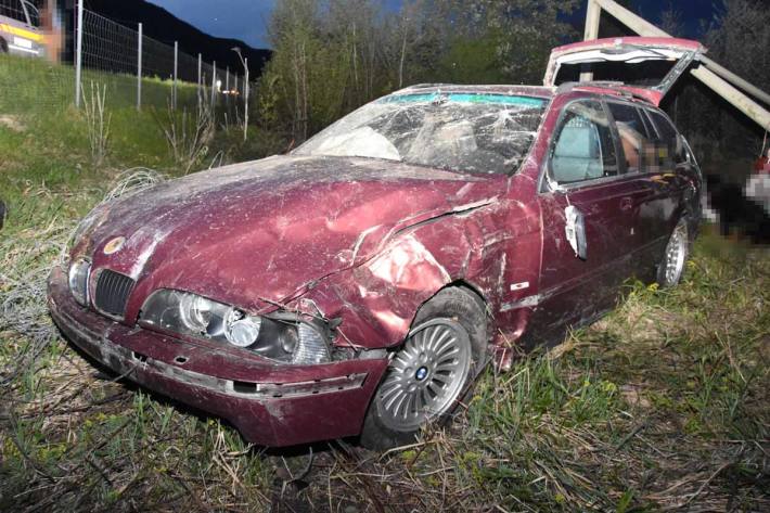 Verletzte Person bei Selbstunfall auf Autobahn in Sennwald