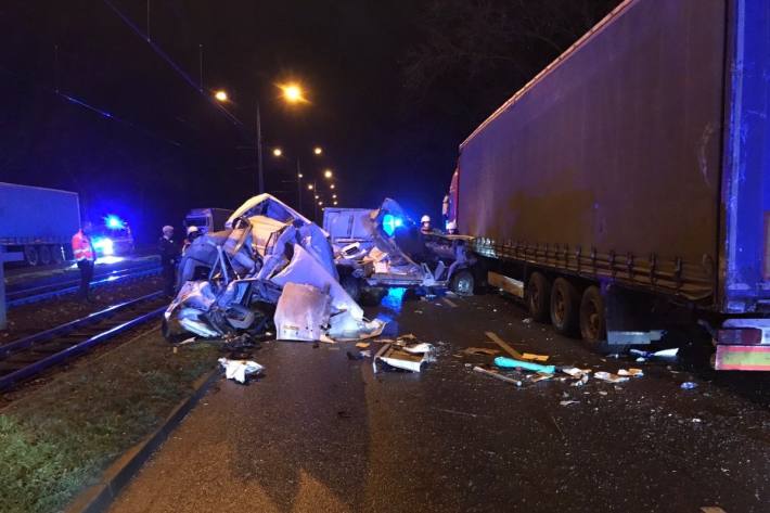 Schwerer Verkehrsunfall in Bochum.