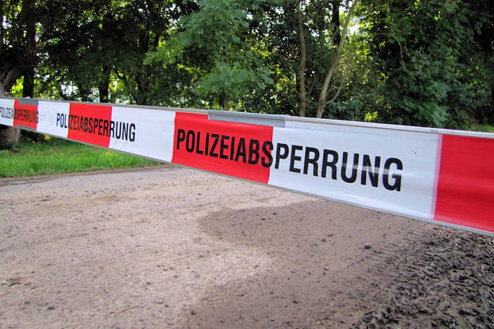 Symbolbild Polizeiabsperrung