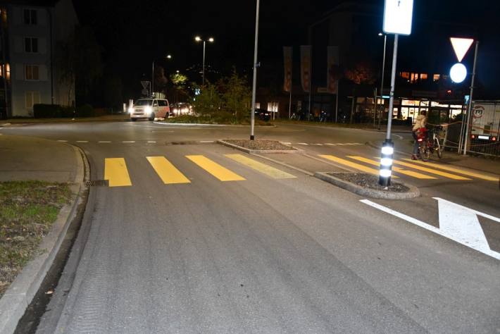 In Chur verunfallte gestern eine Velofahrerin in einem Kreisel.