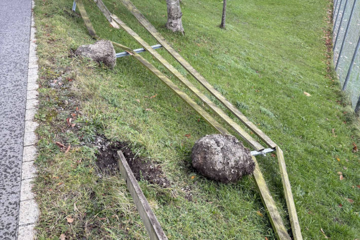 Möglicherweise stehen die beiden Vorfälle in Zusammenhang.