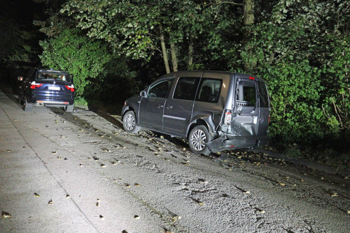 Am BMW X3 als auch an dem VW Caddy entstand erheblicher Sachschaden