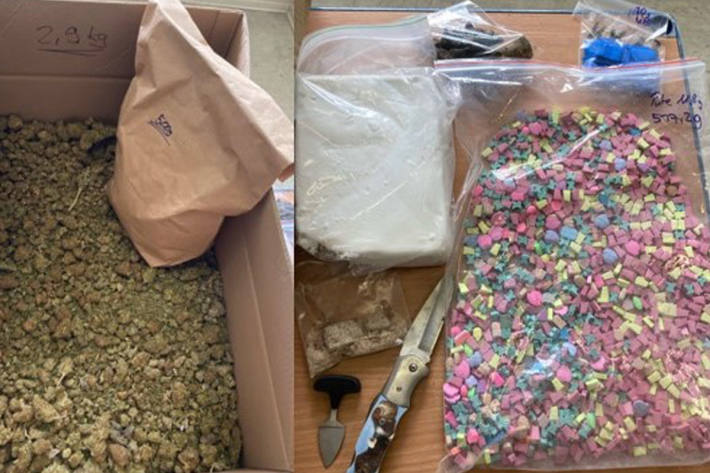 Bei der Durchsuchung der Wohnung stellten die Beamten eine große Menge verschiedener Drogen sicher.