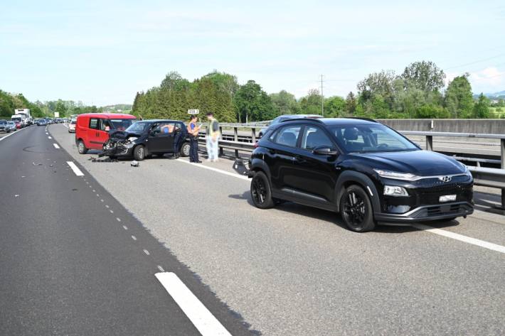 Gestern ereignete sich auf der A1 bei Züberwangen SG eine Auffahrkollision.