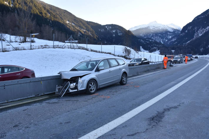 Endlage des Unfallfahrzeuges auf der Südpur der N13