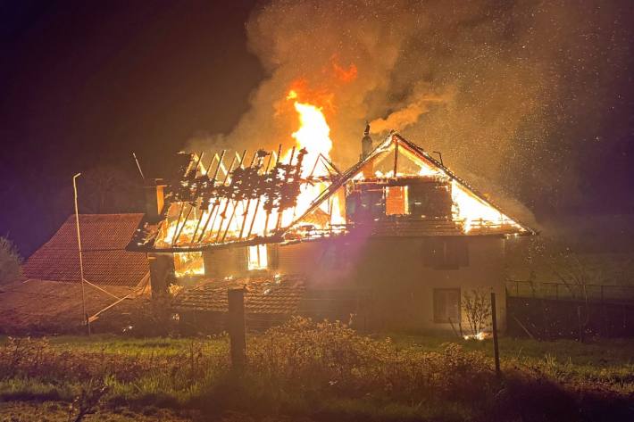 In Udligenswil brannte es in einem unbewohnten Gebäude.