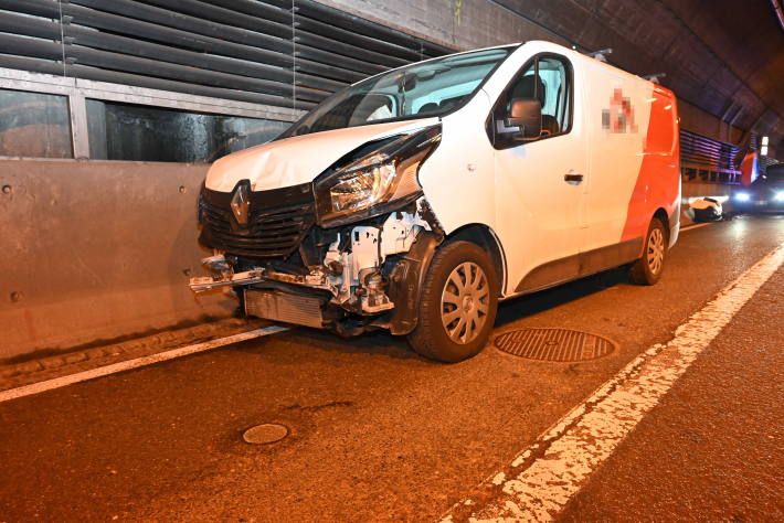 Auffahrunfall auf der Stadtautobahn A1 in St. Gallen