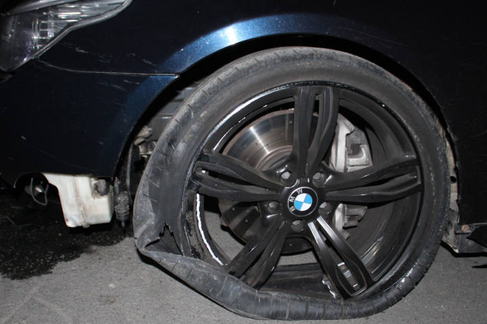 Der Fahrer stand unter Alkohol- und Drogeneinfluss.