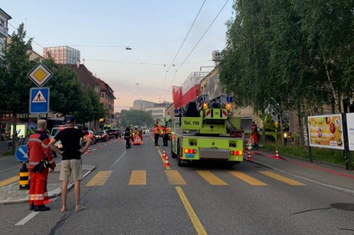 Der Brand auf dem Dach wurde in Winterthur unter Kontrolle gebracht.