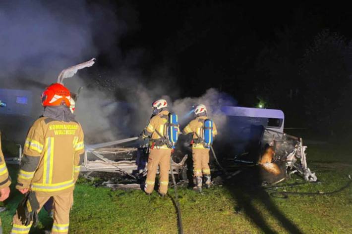 Die alarmierte freiwillige Feuerwehr Walchsee konnte den Brand unter Kontrolle bringen und erfolgreich bekämpfen