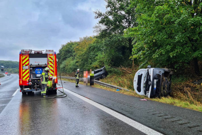 Verkehrsunfall mit zwei PKW auf der A1