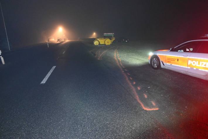 Kontrollebei Rebstein SG über Mini verloren und in Strassenwalze geprallt.