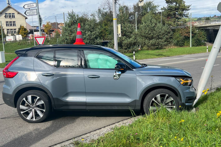 Der Verunfallte wurde leicht verletzt