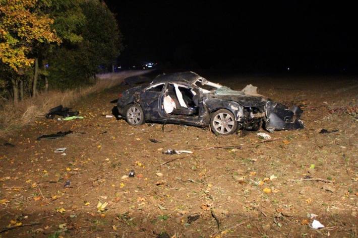 Schwerer Verkehrsunfall mit drei Schwerverletzten auf der A4