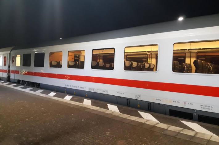 Auf der Bahnstrecke kam es in Köln wiederholt zu äußeren Einwirkungen auf vorbeifahrende Züge