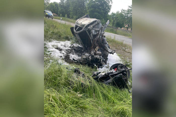 Beim Driften die Kontrolle verloren und verunfallt