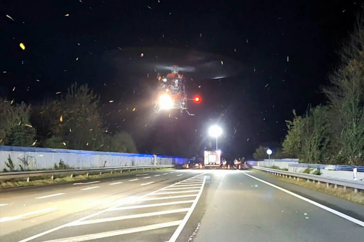 Ein Rettungshubschrauber brachte einen Schwerverletzten in eine Klinik nach Holland.