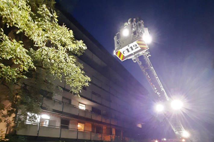 Der Brand brach in einer Küche aus.