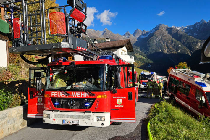 Die Feuerwehren Kaunerberg, Kauns und Landeck waren vor Ort.