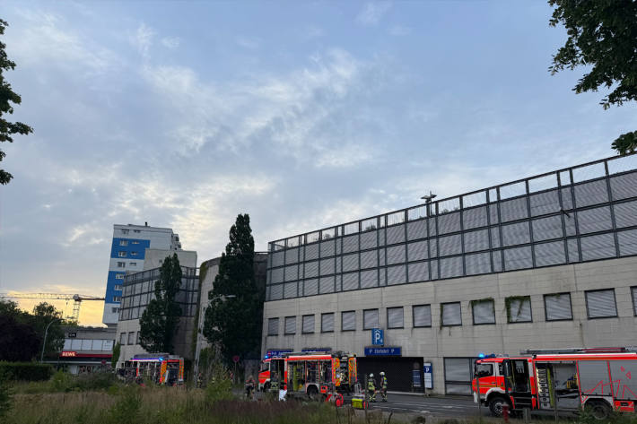 Diese Tiefgarage in der Berliner Allee brannte.