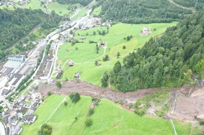 Die Menschen mussten evakuiert werden