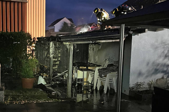 Brand eines Gartenhauses in Kradolf
