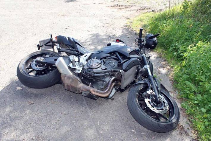 Motorradfahrer bei Verkehrsunfall in Kirchhundem schwer verletzt
