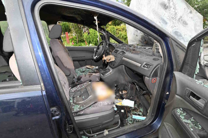 Das Auto wurde stark beschädigt