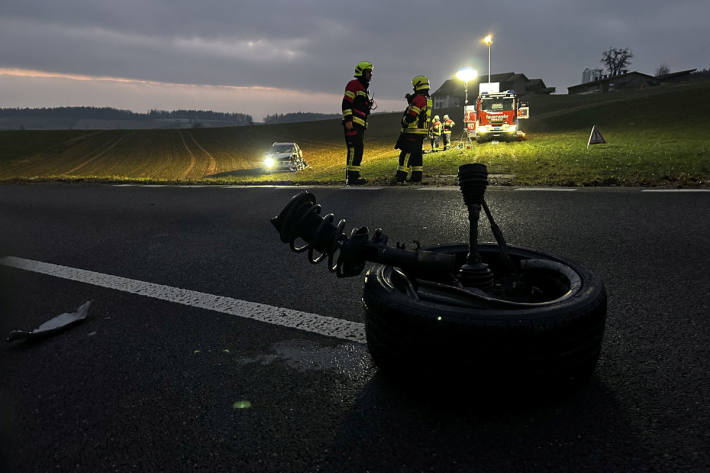 Im Einsatz stand auch die Feuerwehr.
