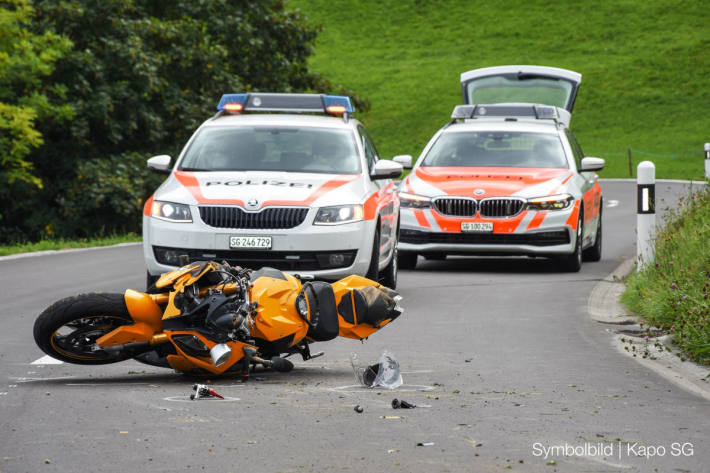 Selbstunfall mit Motorrad bei Mühlrüti