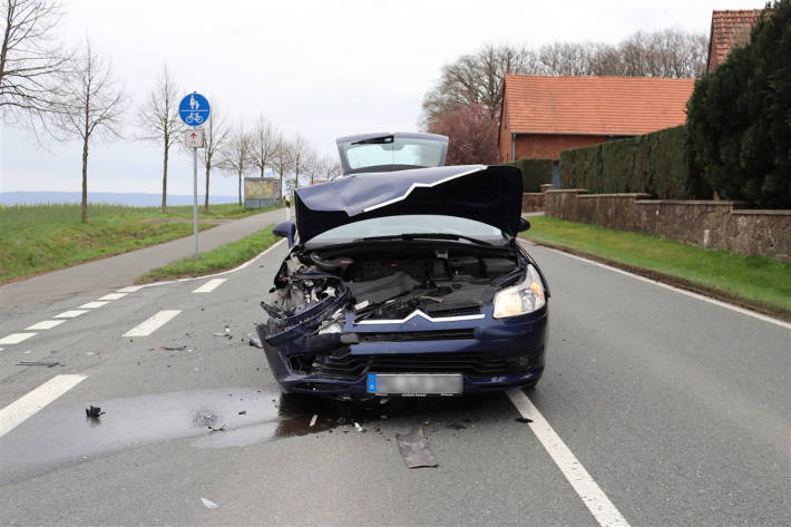  Auffahrunfall mit Personenschaden - Vier verletzte Insassen