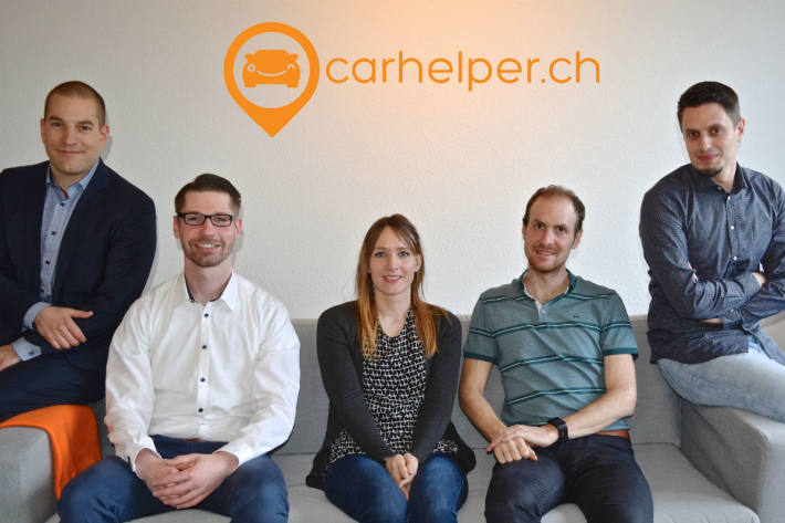 Das Team von Carhelper: Gründer und Geschäftsführer Matthias Gerber, Digitaler Service-Berater Sven Urbanke, Sonja Hladnik, Content Marketing, Christian Puricelli, Online Marketing und Technischer Leiter und Mitgründer Aleksandar Stevanovic (v.l.).