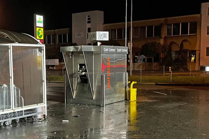 Ein Bankomat wurde in Reiden gesprengt.