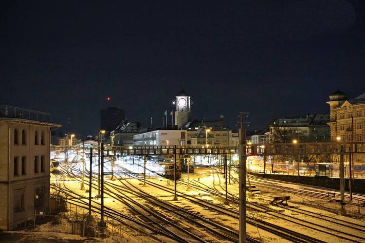 In St. Gallen störte eine alkoholisierte Frau beim Bahnhof die öffentliche Ruhe. (Symbolbild)