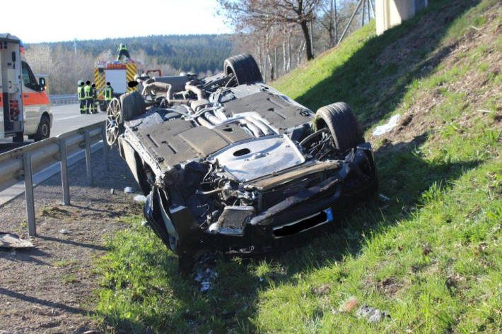 Zwei schwere Verkehrsunfälle auf der A1