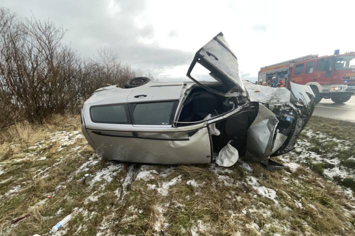 Beim Unfall überschlagen